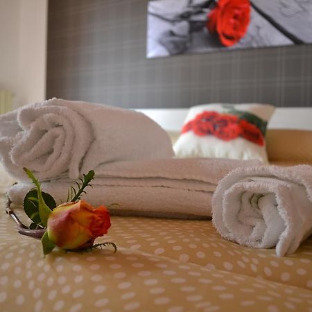 Le Rose Di Modicaヴィラ エクステリア 写真
