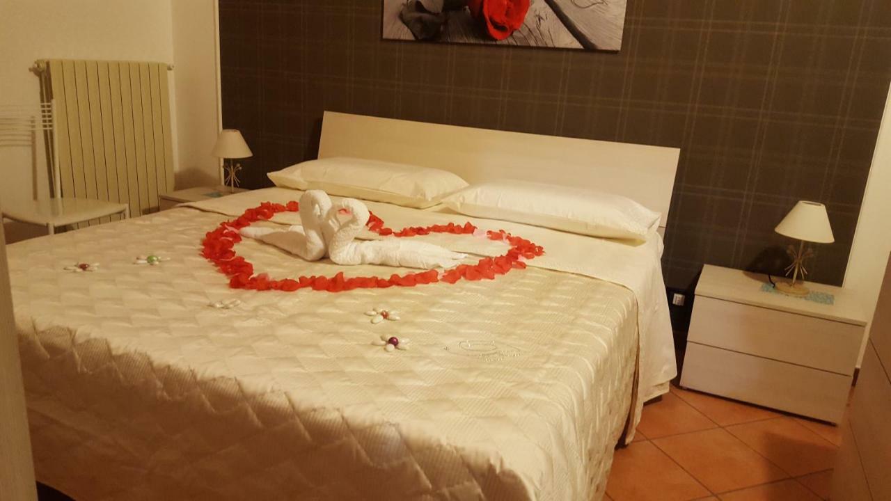 Le Rose Di Modicaヴィラ エクステリア 写真